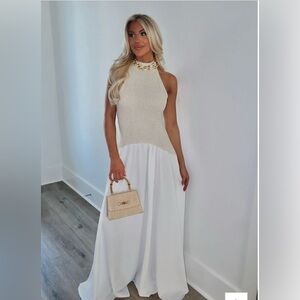 Blithe LA maxi dress, halter style neckline. Fitted Bodice with flowy skirt. M